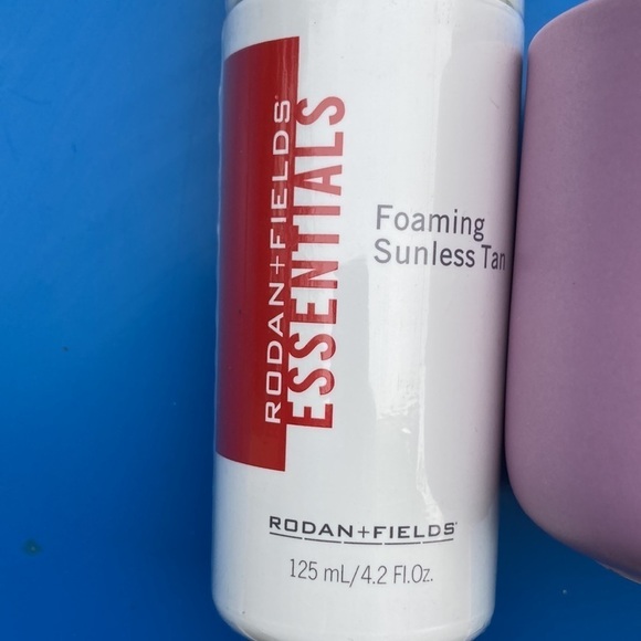 Rodan + Fields NWT Bundle: Foaming Sunless Tan and Soy Wax Candle NEW - Picture 5 of 12